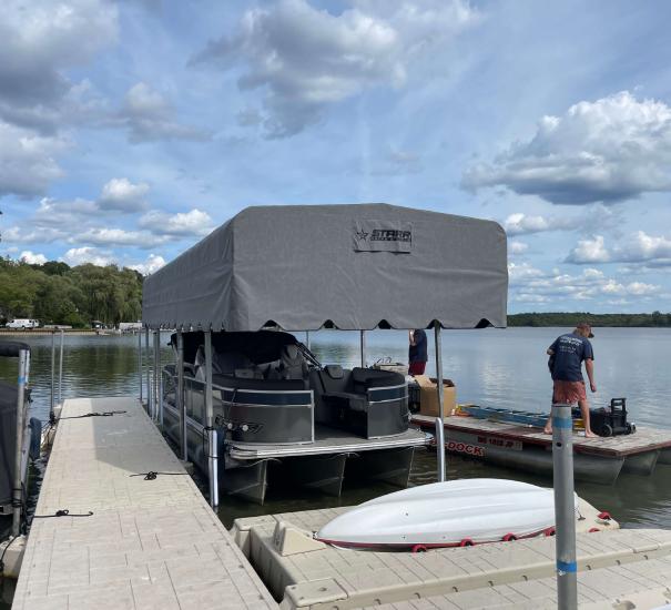 Boat Lift & Dock Construction near Commerce Township, MI | Diversified Docks - DivDocks5